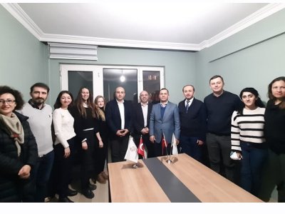 1 Mart 2022 tarihinde KOCAELİ Büyükşehir Belediyesi, Çevre Koruma ve Kontrol Dairesi Müdürü Mesut ÖNEM Şubemizi Ziyaret etti.
